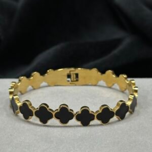 Clover Oval Bracelet
