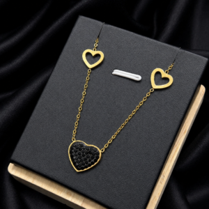 Black Heart Stones Necklace