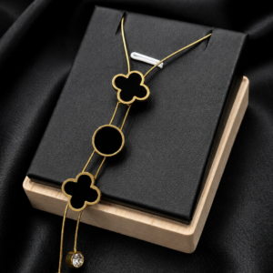 Clover Necklace