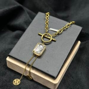 Elegant Pin Coin Necklace