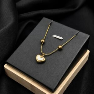 Heart Shell Pendant