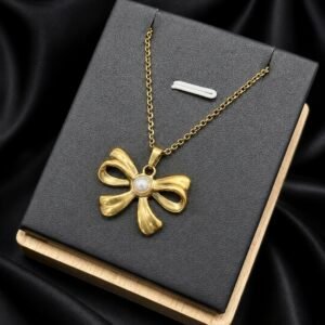Pearl Bow Necklace