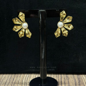 Floral Pearl Earrings