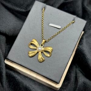 Pearl Bow Necklace