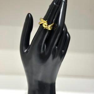 Dragonfly Embrace Ring